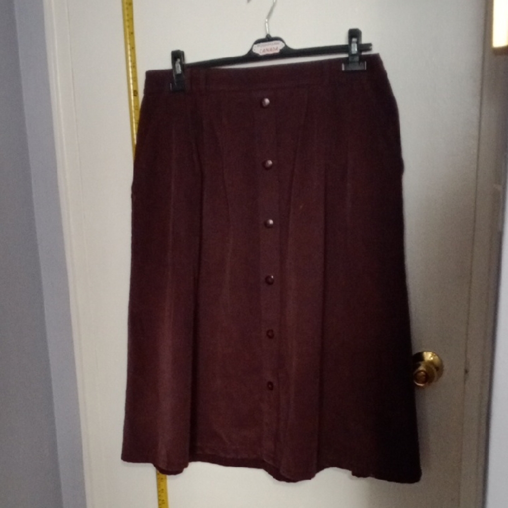 Vintage.Red Midi A-Line Skirt for Casual Wear